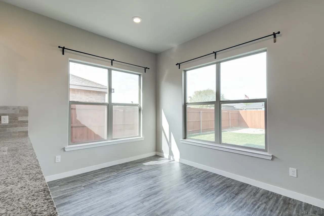 Photo 13 — 9808 Viola Avenue, Lubbock, TX 79424