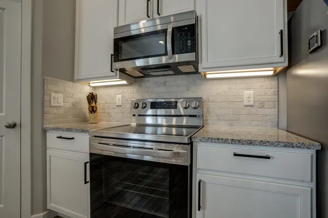 Photo 7 — 13717 Avenue Q, Lubbock, TX 79423