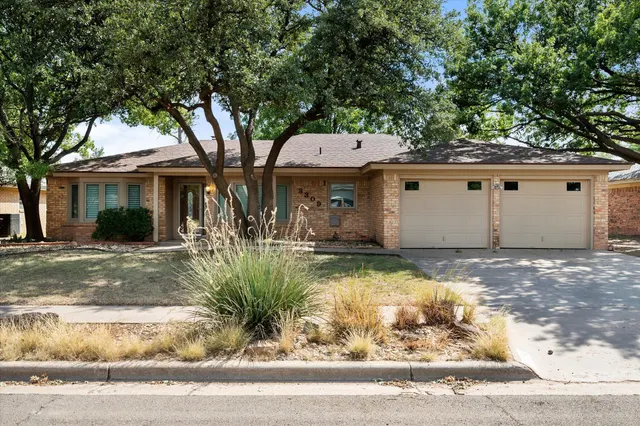 Photo 3 — 3309 75th Street, Lubbock, TX 79423