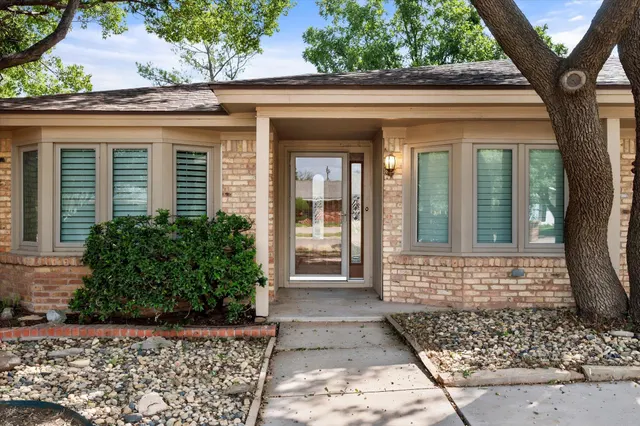 Photo 4 — 3309 75th Street, Lubbock, TX 79423
