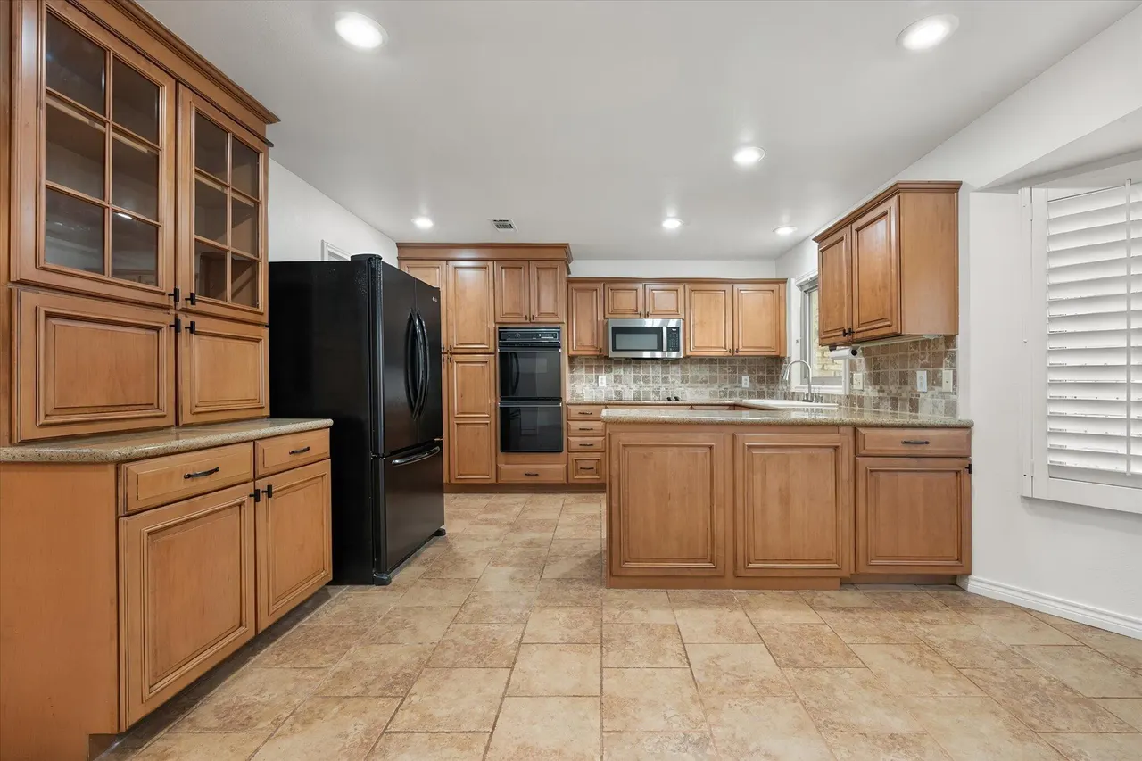 Photo 13 — 3309 75th Street, Lubbock, TX 79423