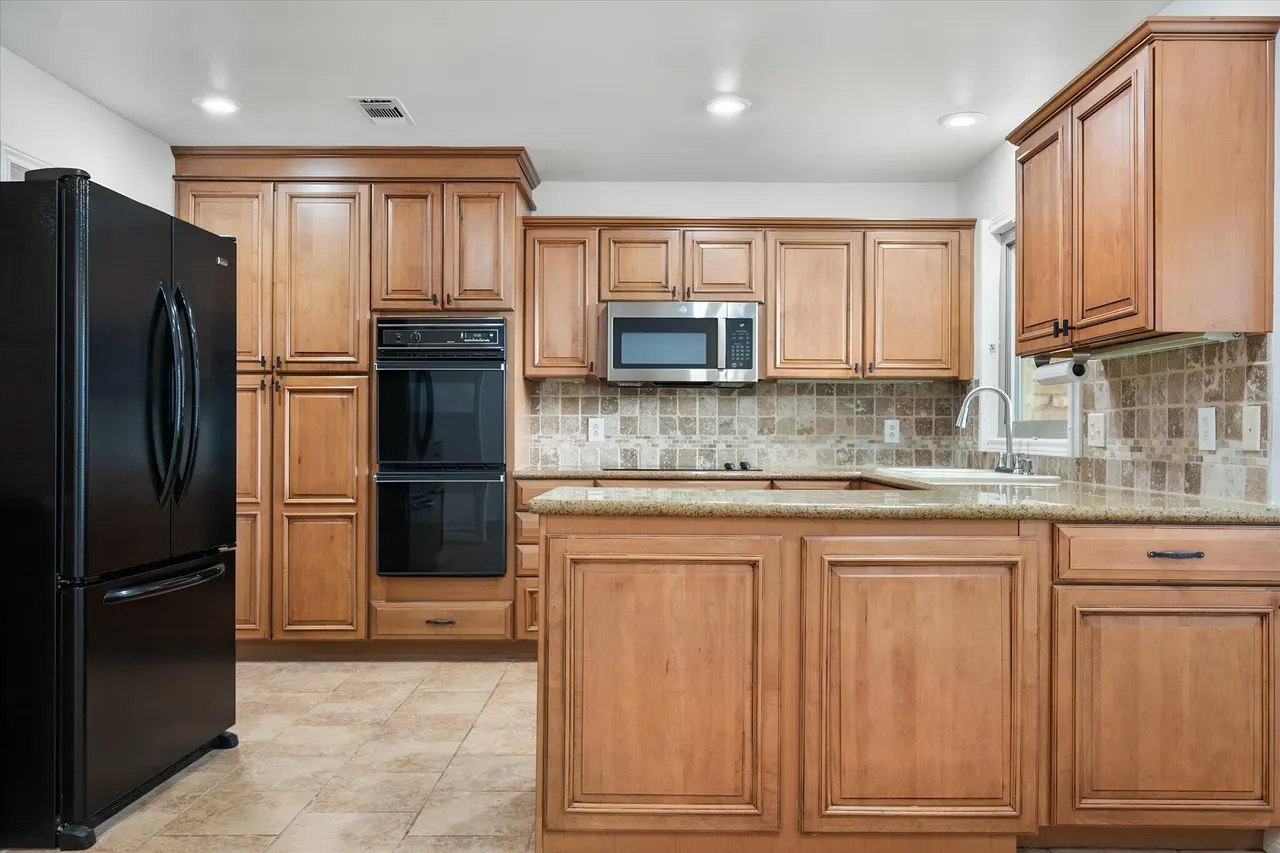 Photo 15 — 3309 75th Street, Lubbock, TX 79423