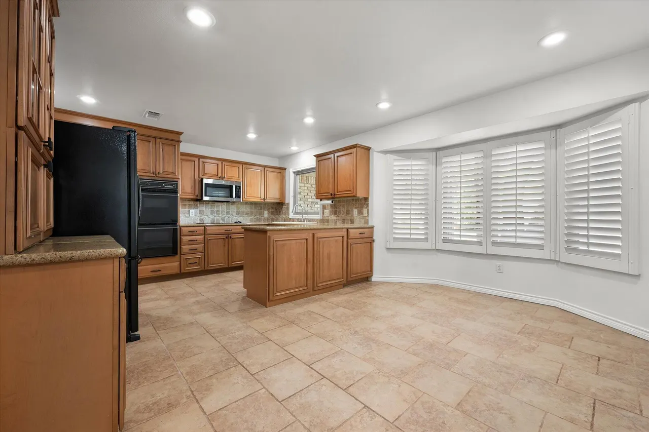 Photo 11 — 3309 75th Street, Lubbock, TX 79423