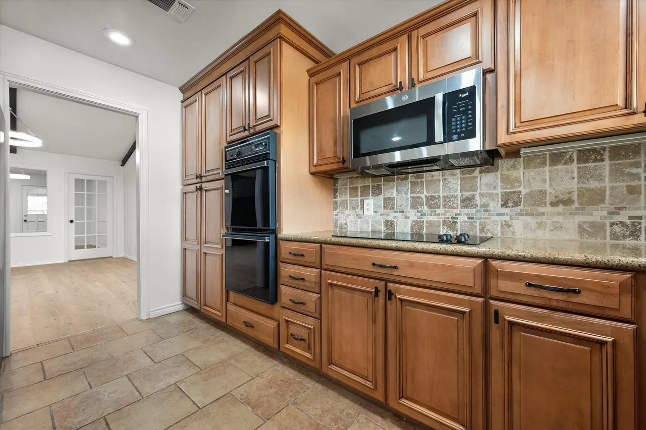 Photo 16 — 3309 75th Street, Lubbock, TX 79423