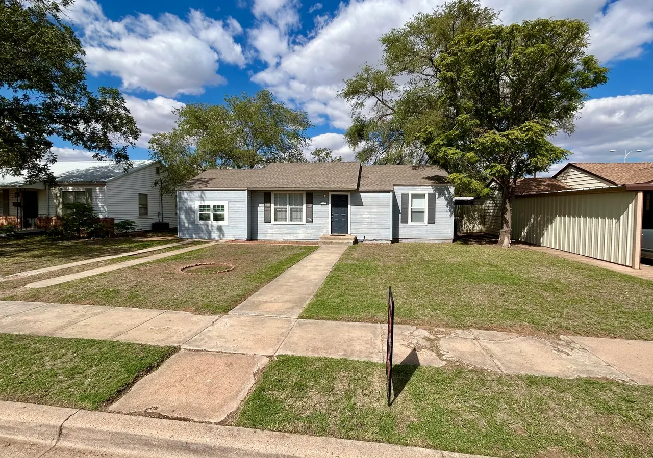 Photo 2 — 2506 37th Street, Lubbock, TX 79413