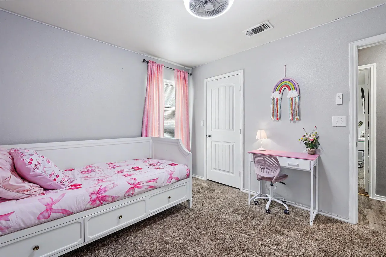 Photo 14 — 7016 35th Street, Lubbock, TX 79407