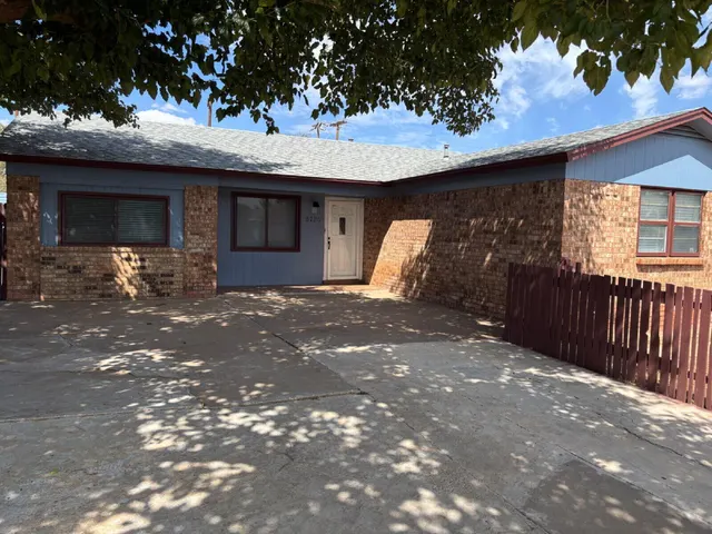Photo 2 — 5720 46th Street, Lubbock, TX 79414