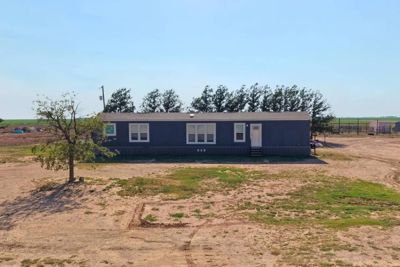 Photo 2 — 4160 Hummingbird Road, Ropesville, TX 79358