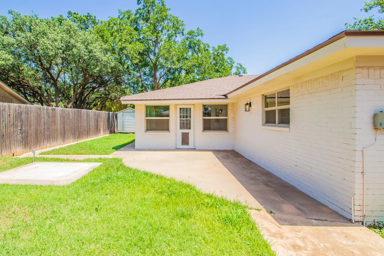 Photo 35 — 4102 70th Street, Lubbock, TX 79413