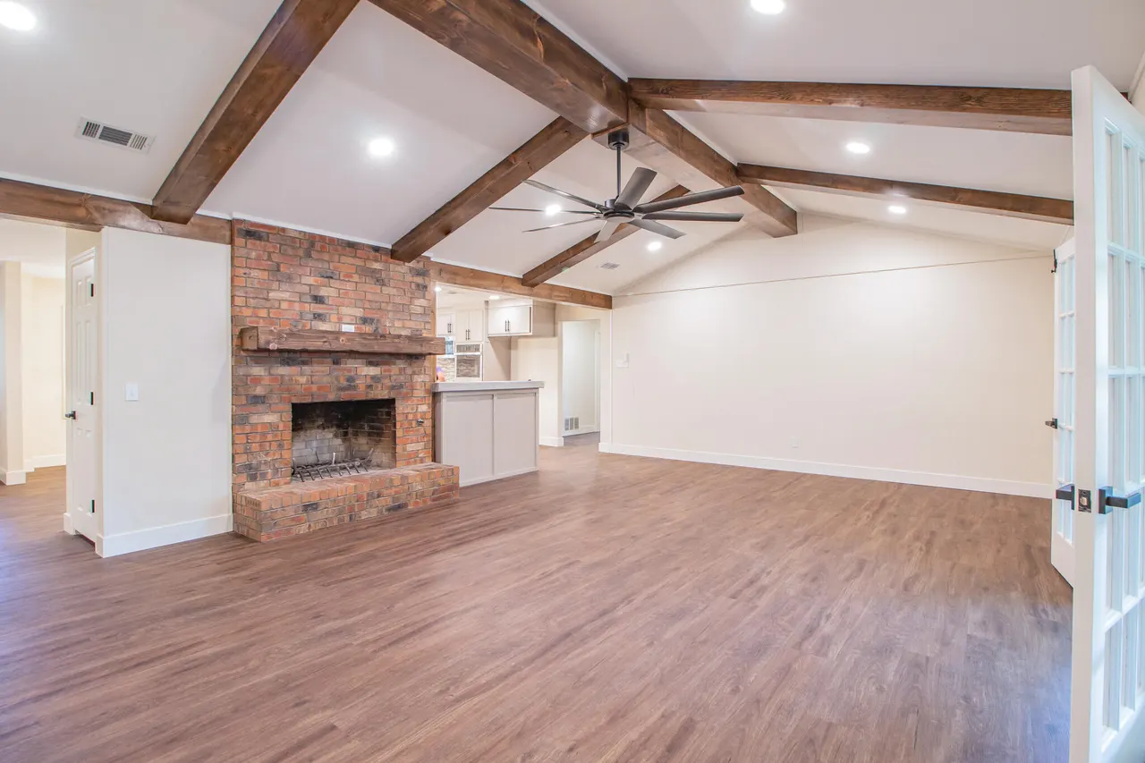 Photo 13 — 4102 70th Street, Lubbock, TX 79413