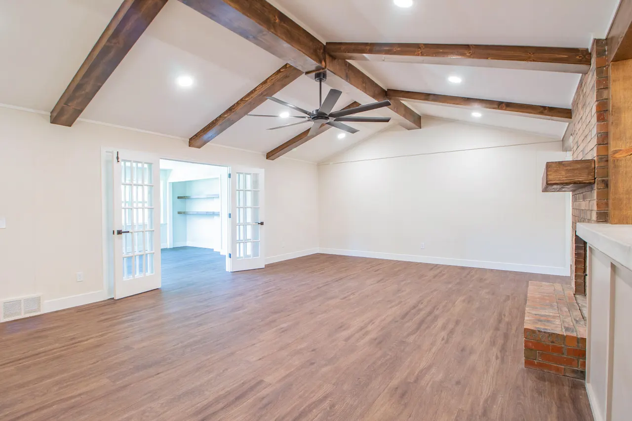 Photo 15 — 4102 70th Street, Lubbock, TX 79413