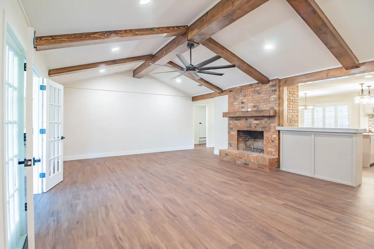Photo 14 — 4102 70th Street, Lubbock, TX 79413