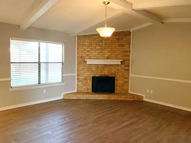 Photo 3 — 5722 93rd Street, Lubbock, TX 79424