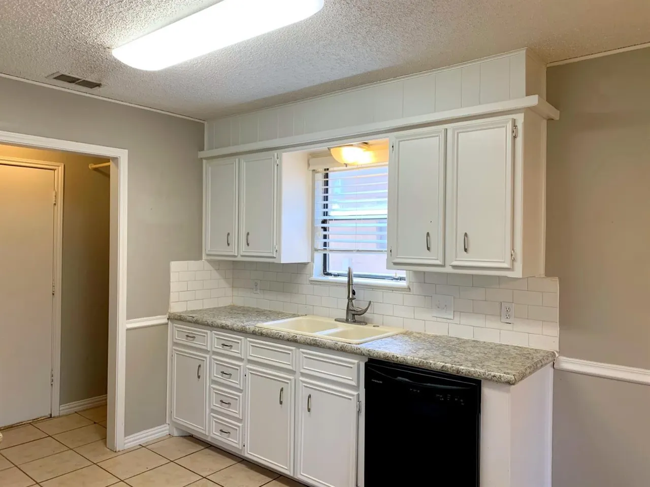 Photo 6 — 5722 93rd Street, Lubbock, TX 79424