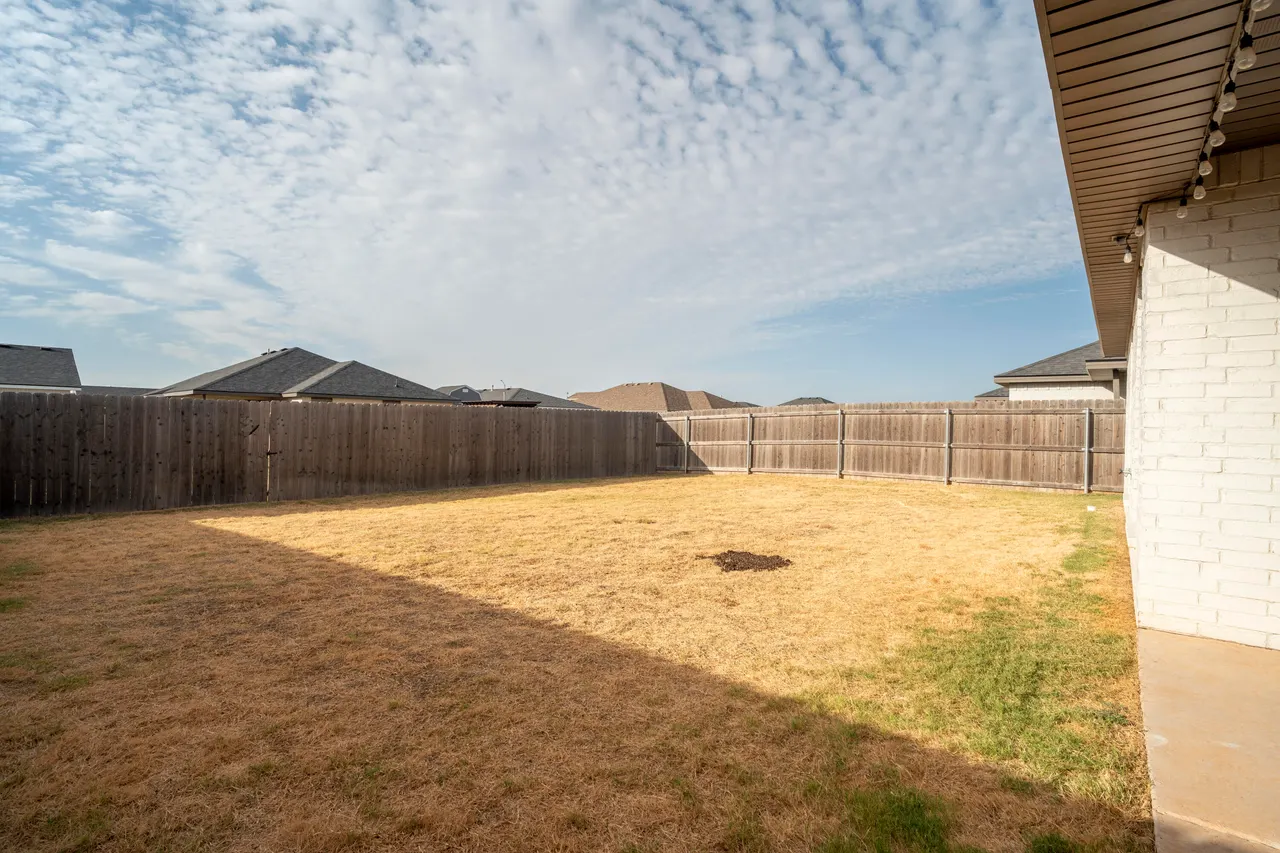 Photo 11 — 1907 133rd Street, Lubbock, TX 79423