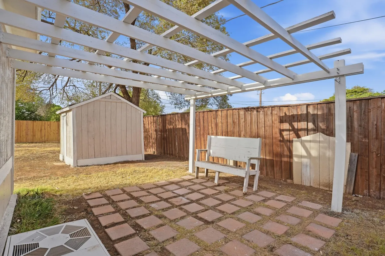 Photo 23 — 2605 39th Street, Lubbock, TX 79413
