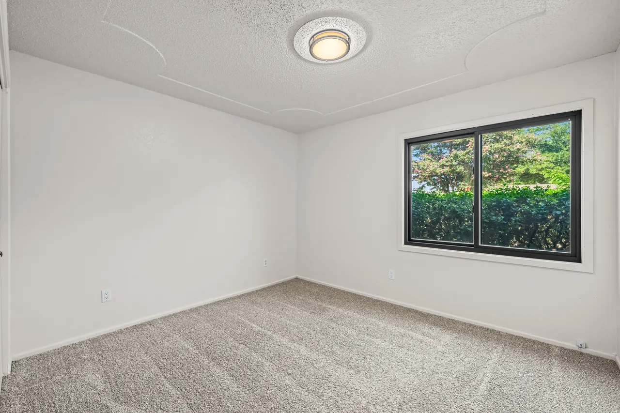 Photo 16 — 7814 Vernon Avenue, Lubbock, TX 79423