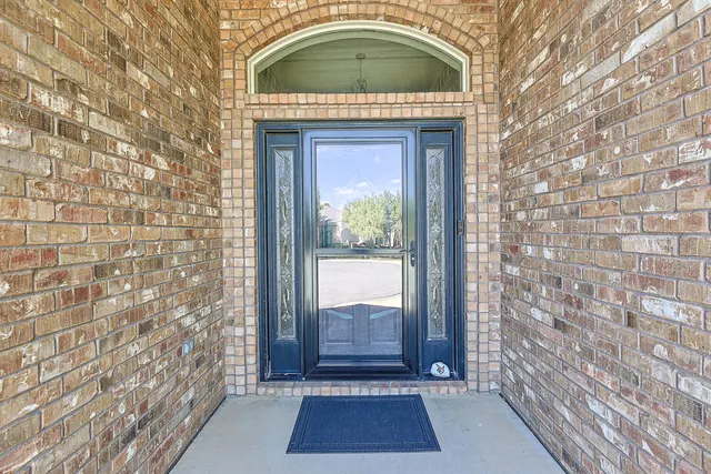 Photo 3 — 6025 87th Street, Lubbock, TX 79424