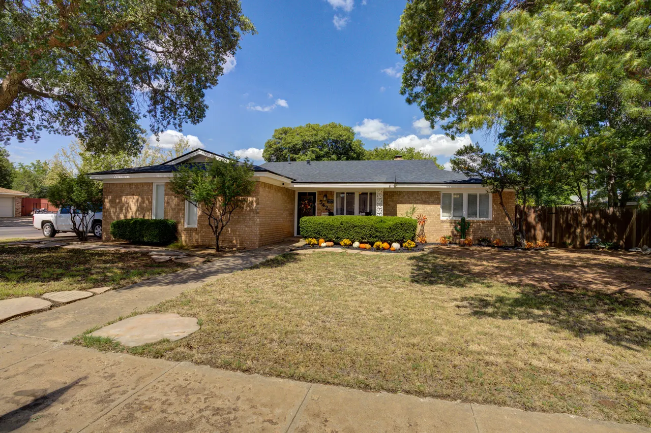 Photo 3 — 5428 79th Street, Lubbock, TX 79424