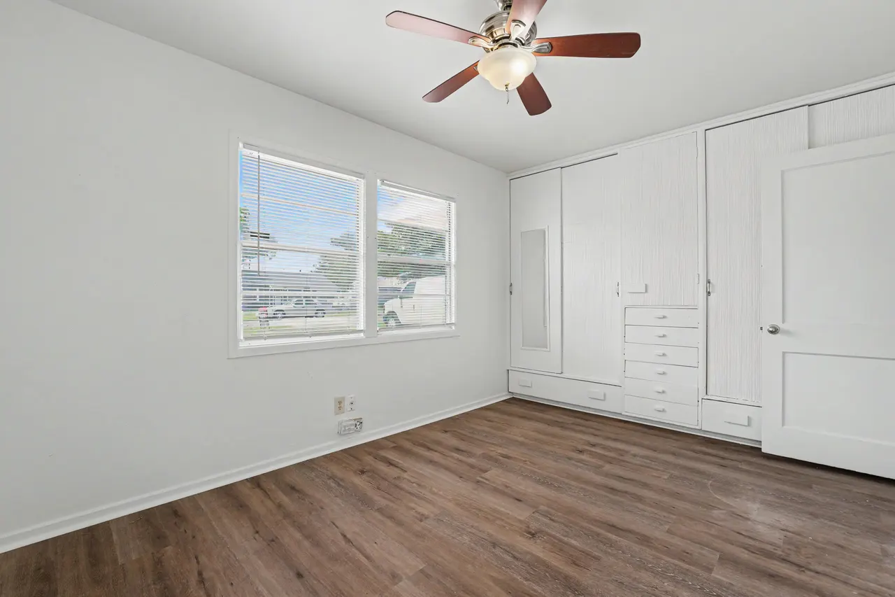Photo 13 — 3616 32nd Street, Lubbock, TX 79410