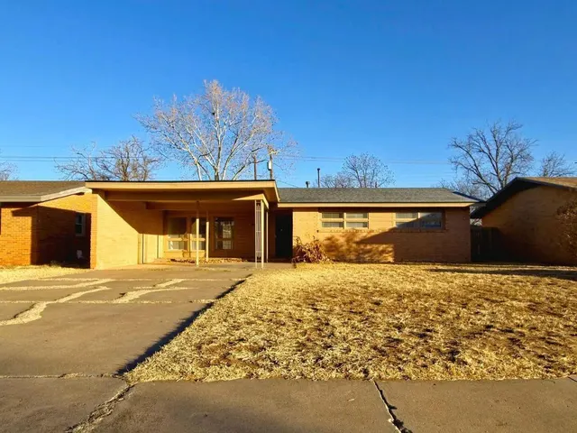 Front exterior — 2106 57th Street, Lubbock, TX 79412
