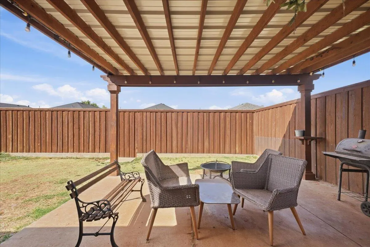Photo 2 — 5528 109th Street, Lubbock, TX 79424