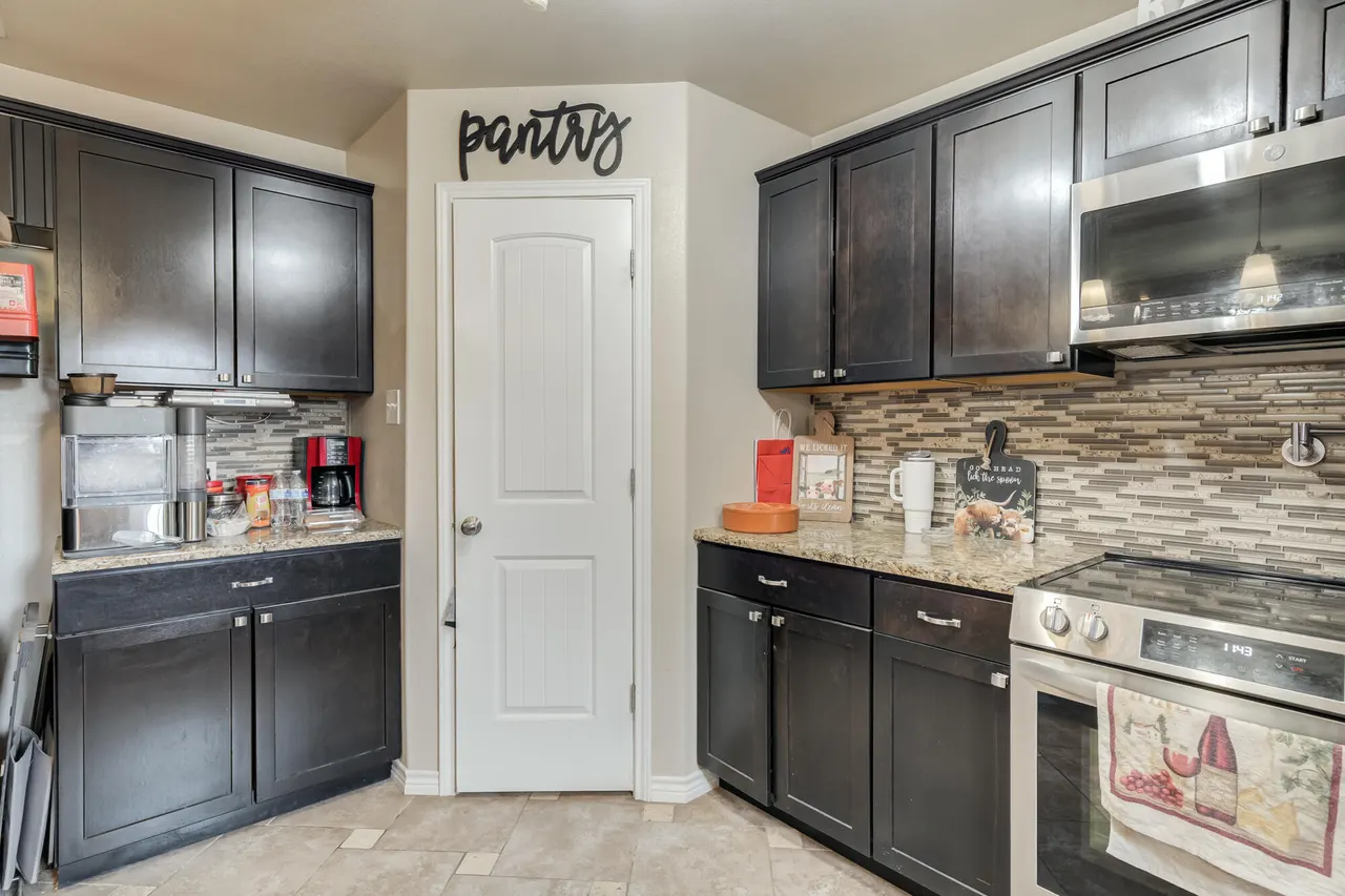 Photo 12 — 8822 11th Street, Lubbock, TX 79416