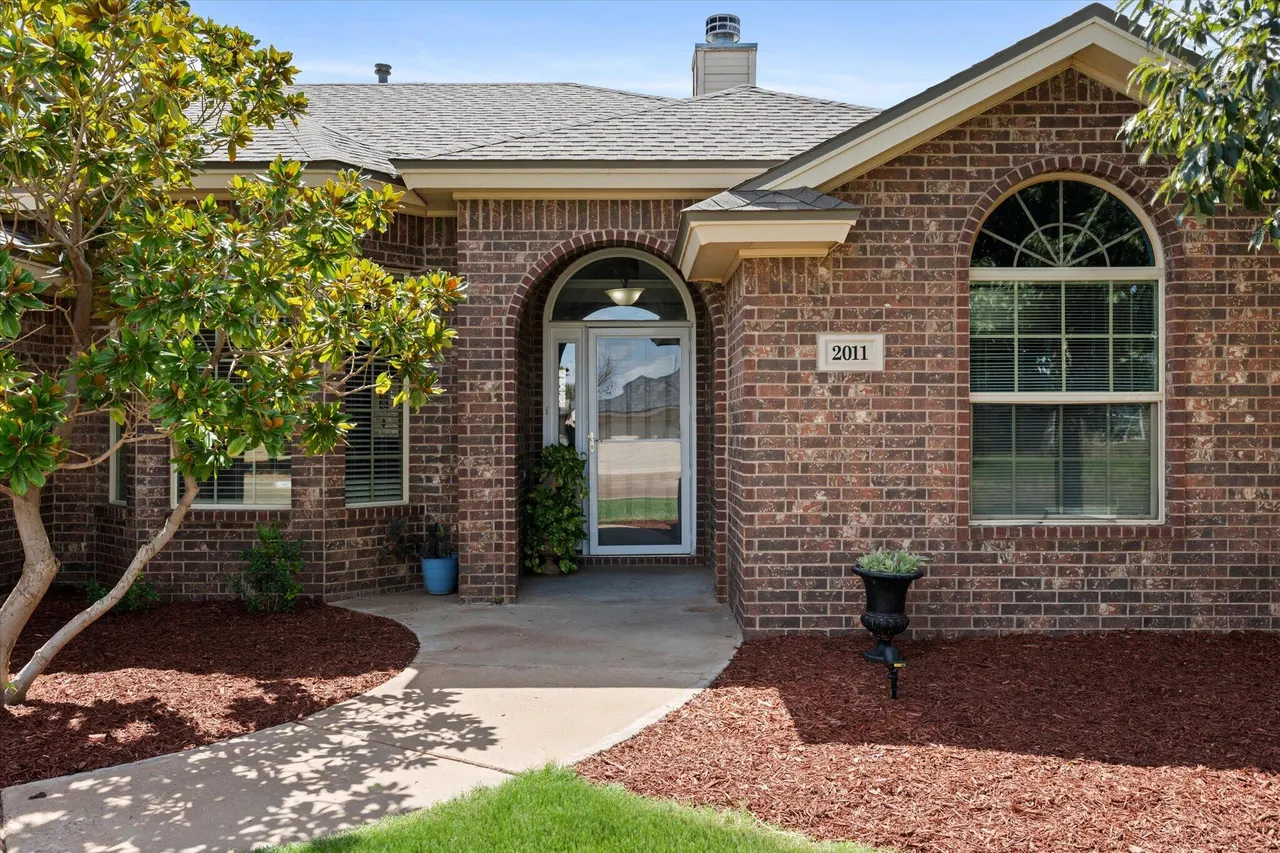 Photo 3 — 2011  88th  Street, Lubbock, TX 79423