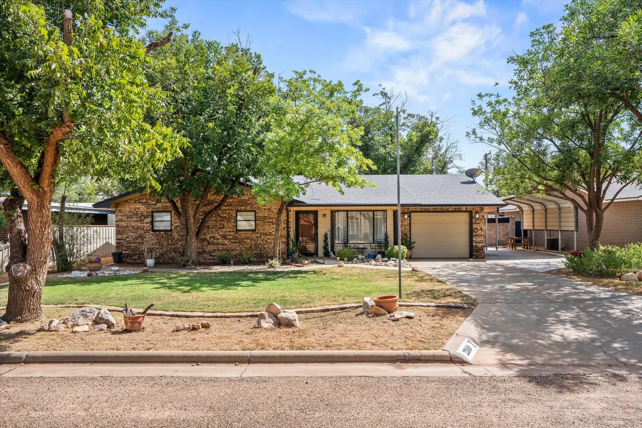 Front exterior — 2209 S 3rd Street, Lamesa, TX 79331
