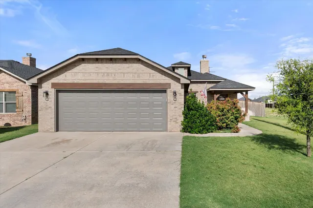 Photo 2 — 10407 Juneau Avenue, Lubbock, TX 79424