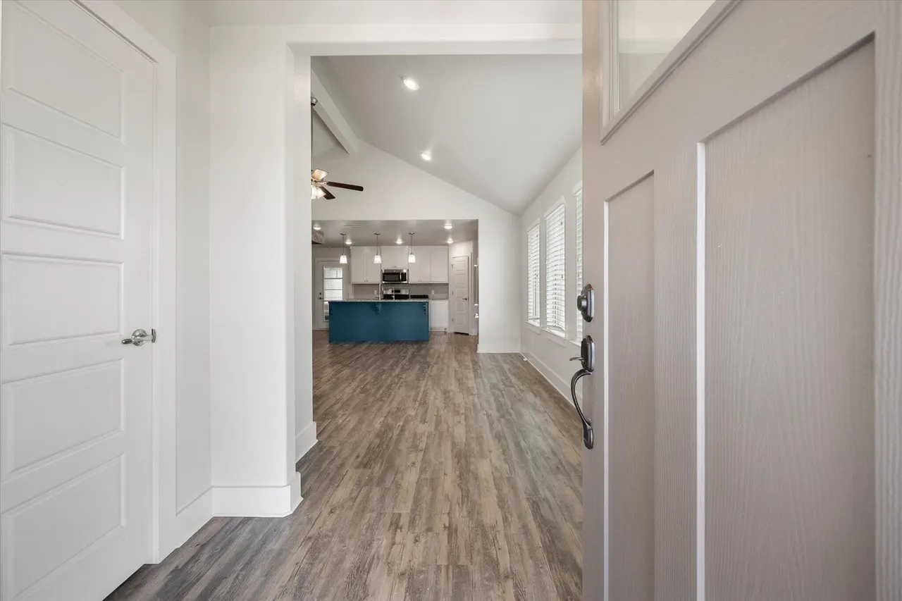 Photo 3 — 10407 Juneau Avenue, Lubbock, TX 79424