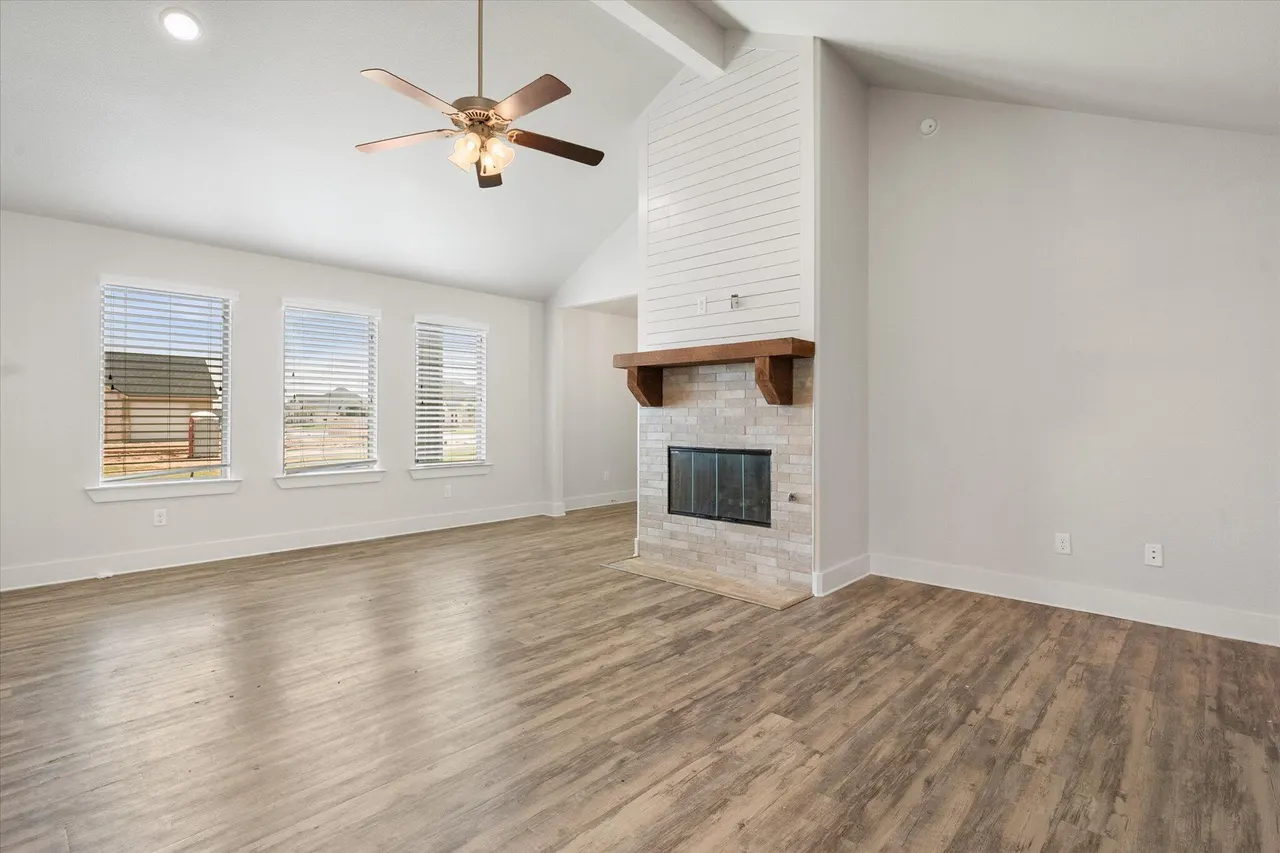 Photo 10 — 10407 Juneau Avenue, Lubbock, TX 79424