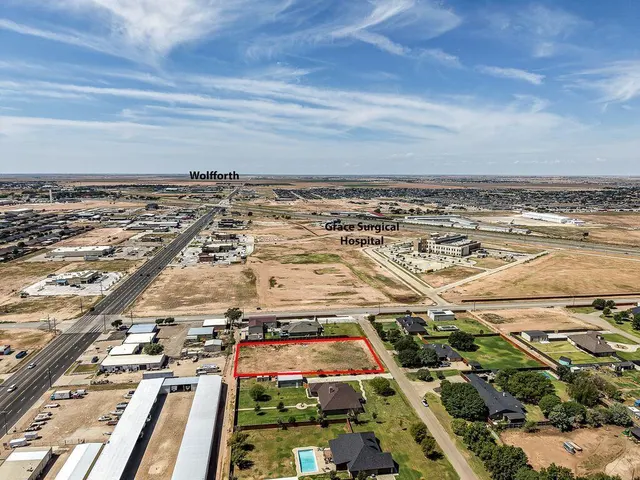 Photo 5 — 7415 80th Street, Lubbock, TX 79424