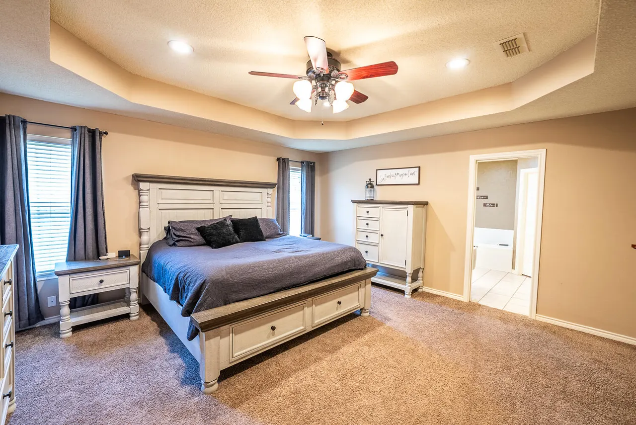Photo 8 — 5416 100th Street, Lubbock, TX 79424