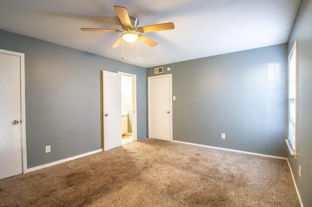 Photo 8 — 2105 49th Street D, Lubbock, TX 79412