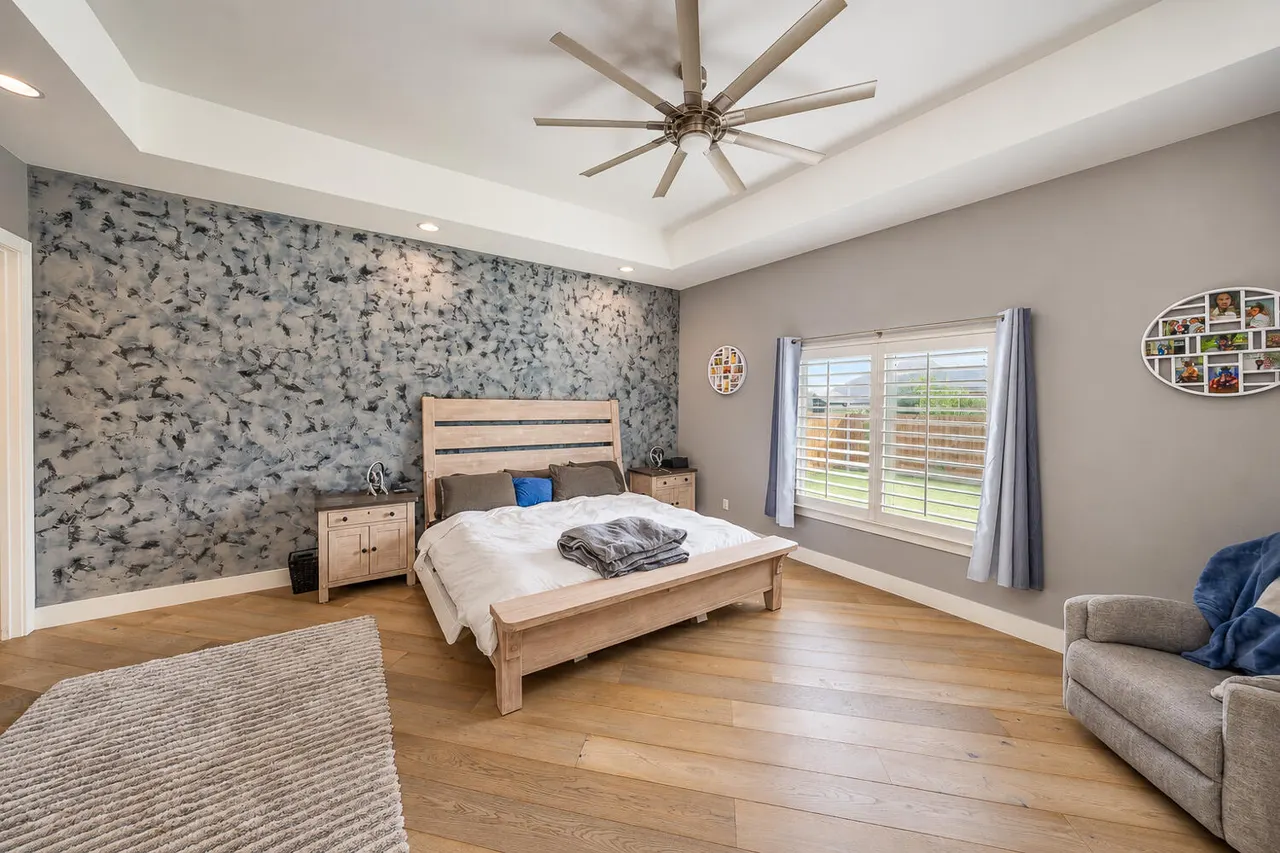 Photo 10 — 10305 La Salle Avenue, Lubbock, TX 79424