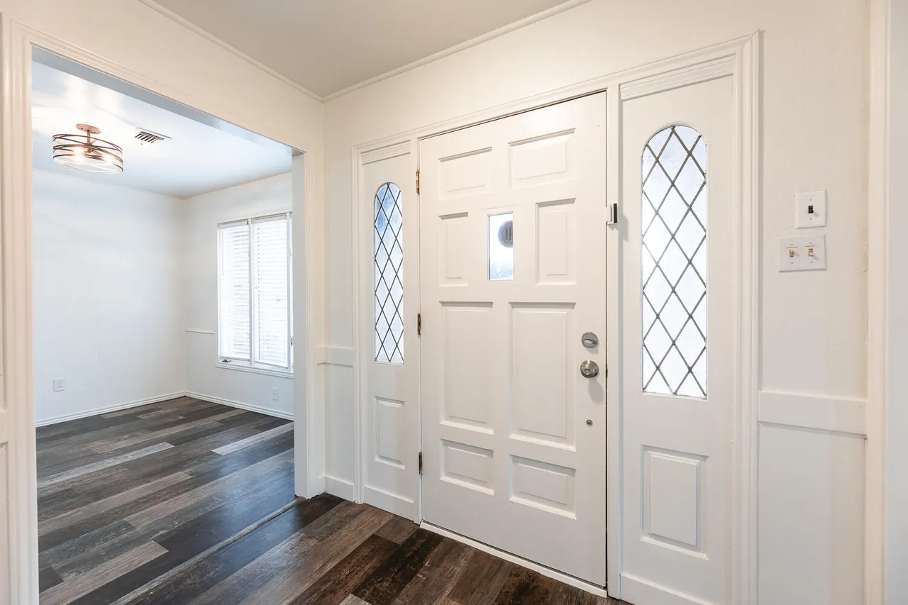Photo 7 — 5709 80th Street, Lubbock, TX 79424