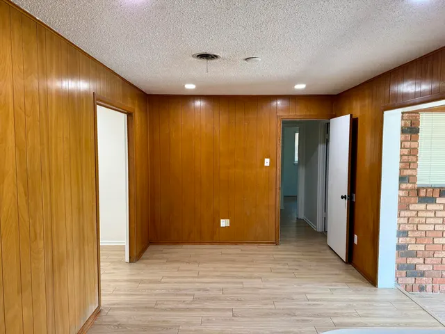 Photo 3 — 5425 46th Street, Lubbock, TX 79414