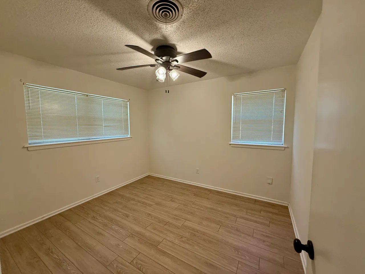 Photo 12 — 5425 46th Street, Lubbock, TX 79414