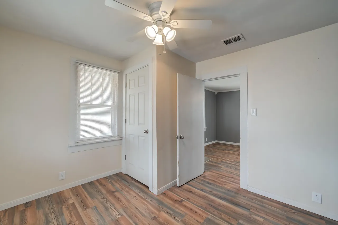 Photo 12 — 2222 N Main Street, Tahoka, TX 79373