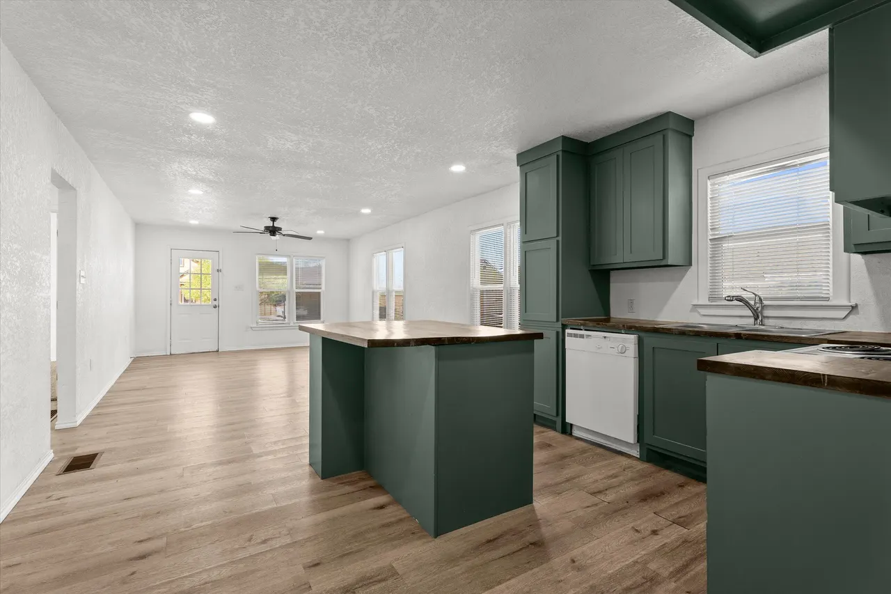 Photo 22 — 1410 Japonica Drive, Denver City, TX 79323