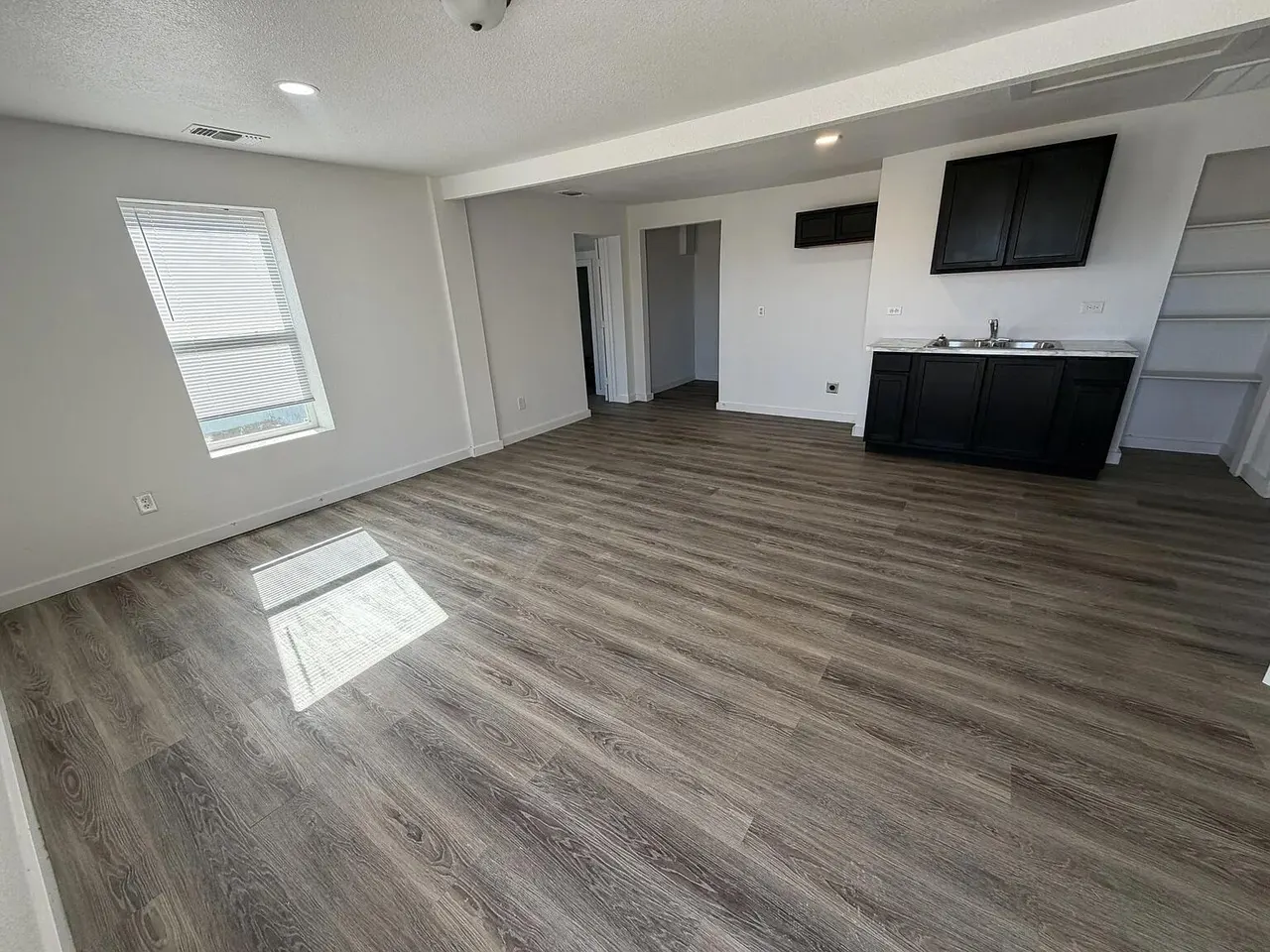 Photo 4 — 3002 1st Place, Lubbock, TX 79415