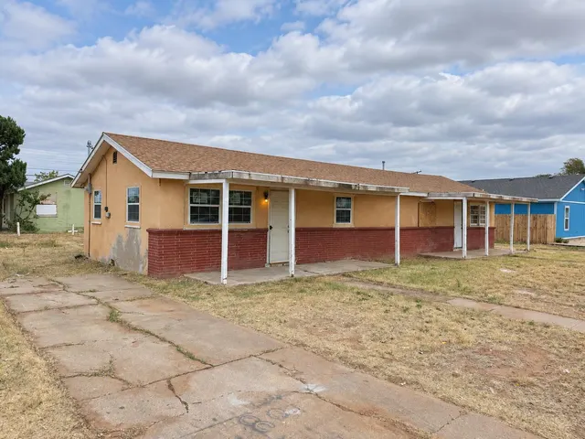 Front exterior — 2918 Duke Street, Lubbock, TX 79415