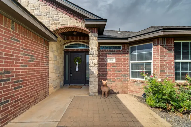 Photo 7 — 616 N 6th Street, Wolfforth, TX 79382