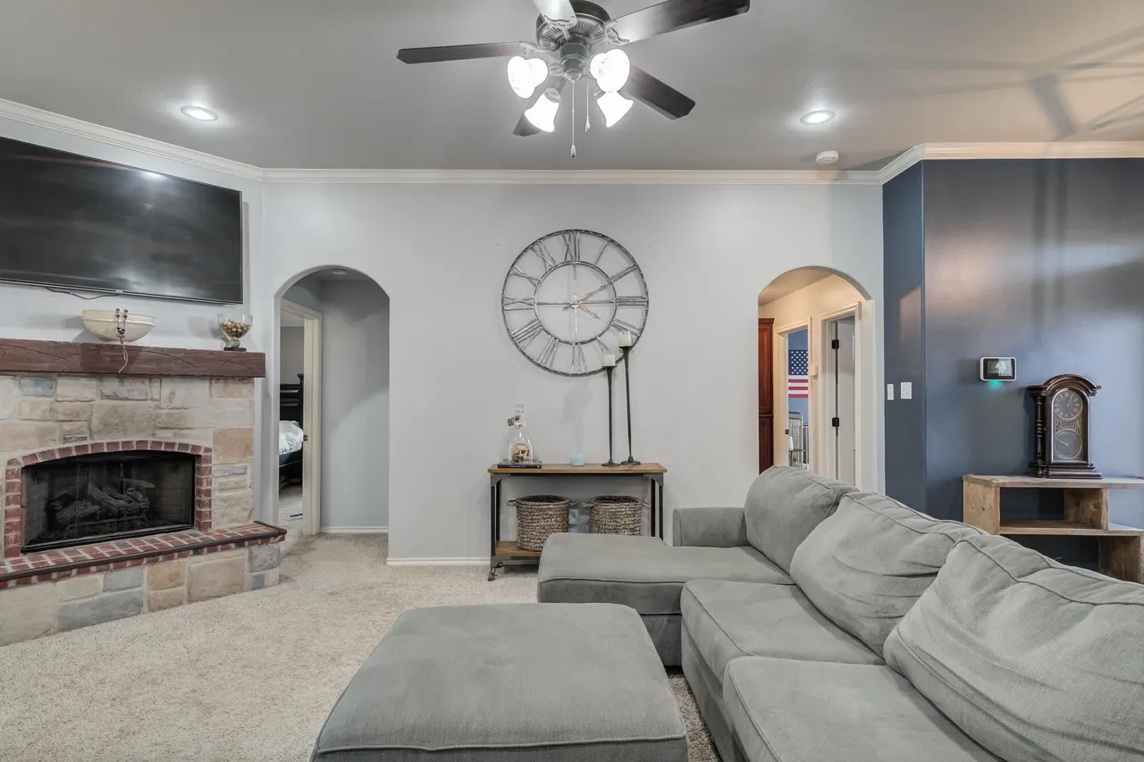 Photo 12 — 616 N 6th Street, Wolfforth, TX 79382