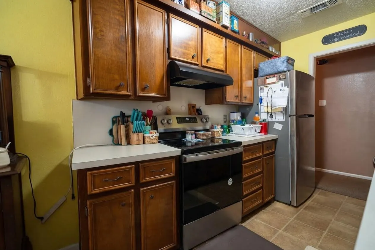 Photo 5 — 1503 Elkhart Avenue, Lubbock, TX 79416