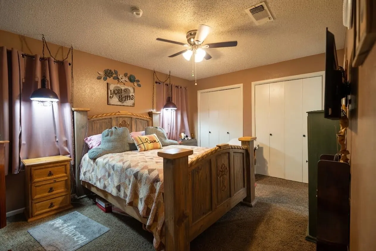 Photo 7 — 1503 Elkhart Avenue, Lubbock, TX 79416