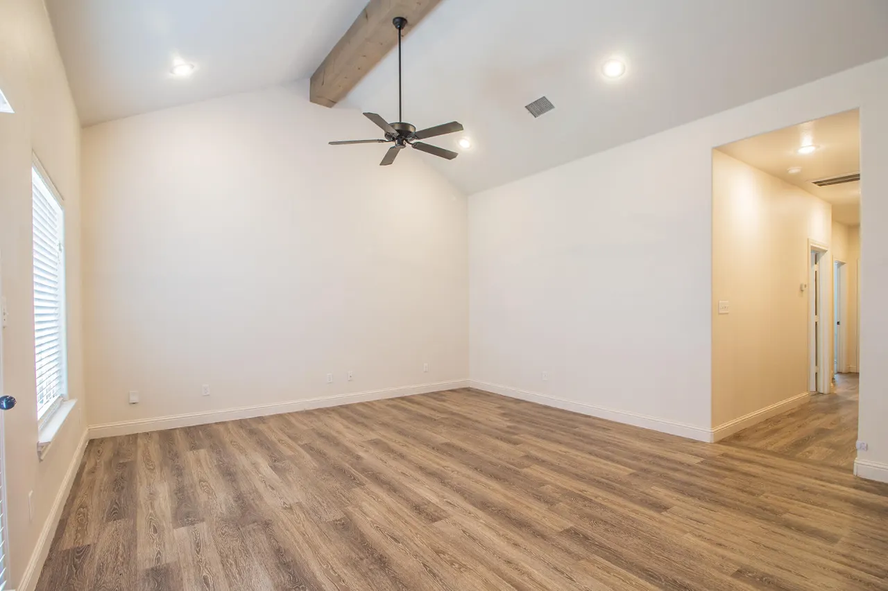 Photo 4 — 2511 111th Street, Lubbock, TX 79423