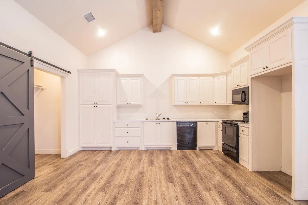 Photo 7 — 2511 111th Street, Lubbock, TX 79423
