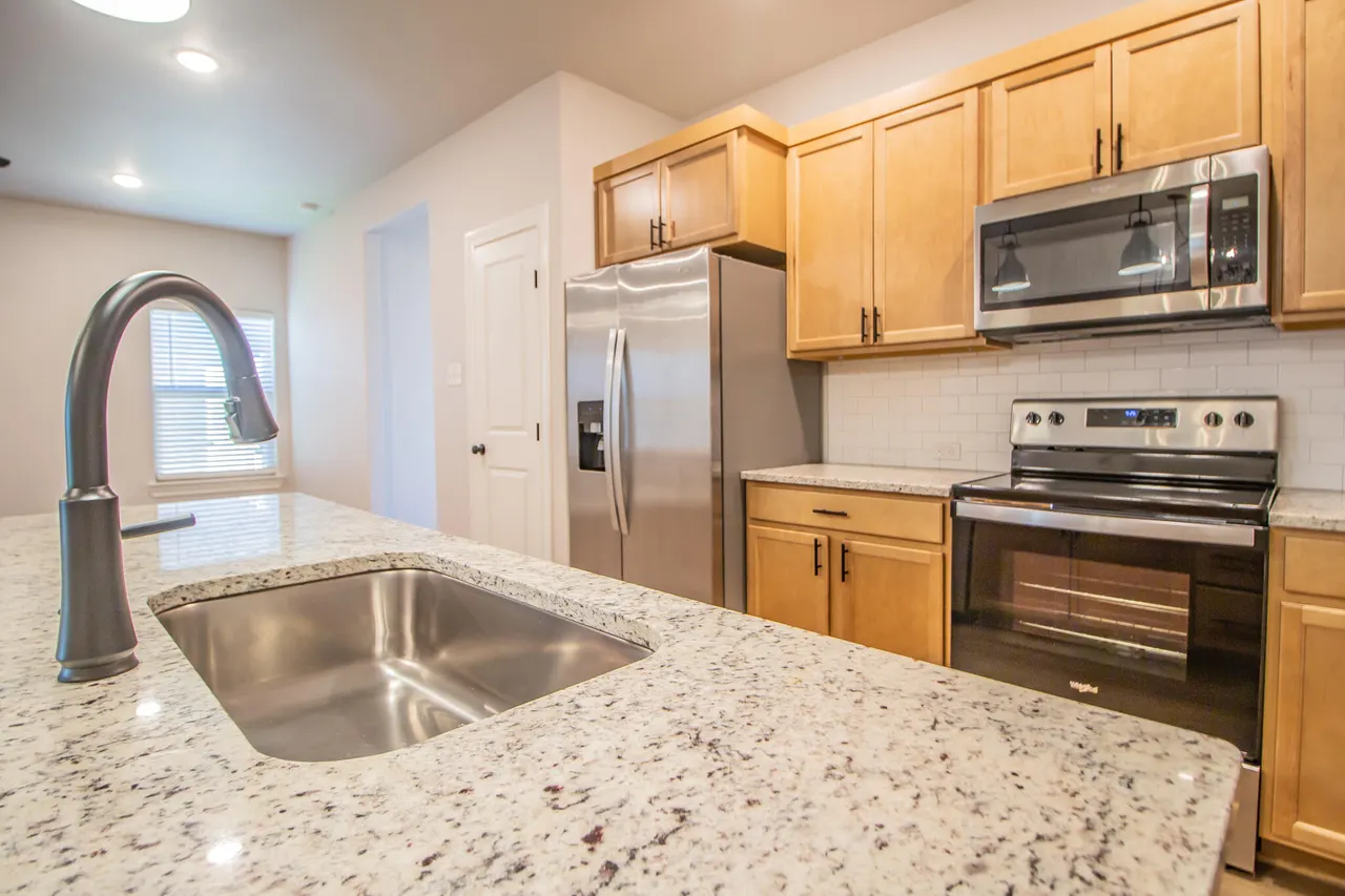Photo 5 — 2534 137th Street, Lubbock, TX 79423